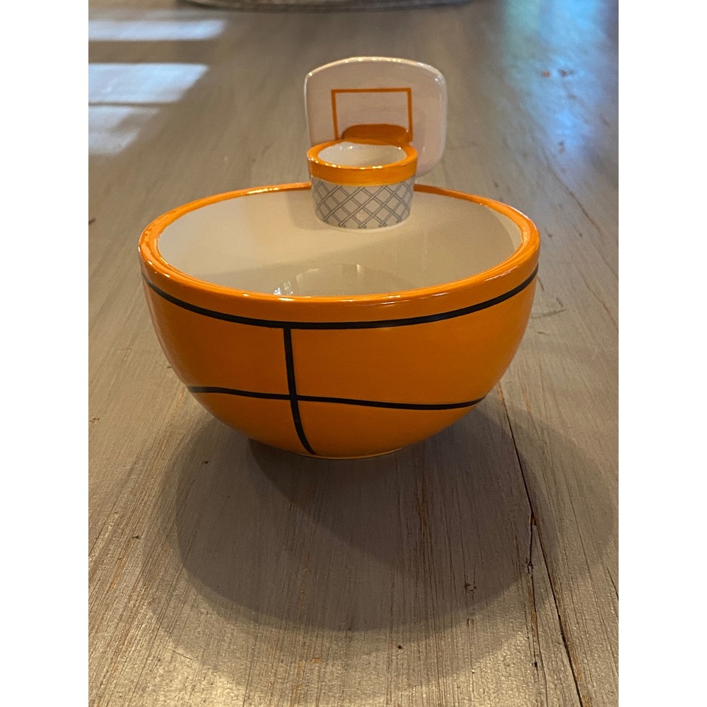 Maxis Creations The Mug With A Hoop Basketball Ceramic 15oz Sports Novelty Mug